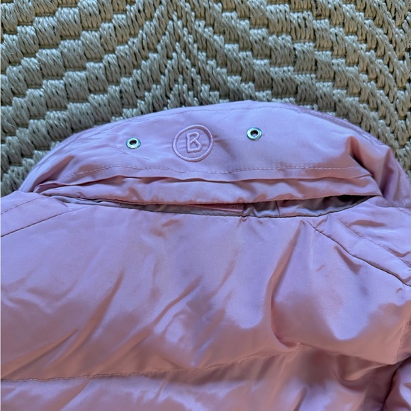 Bogner Light Pink Women’s Ski Jacket, Size 10, No imperfections! - Picture 2 of 11